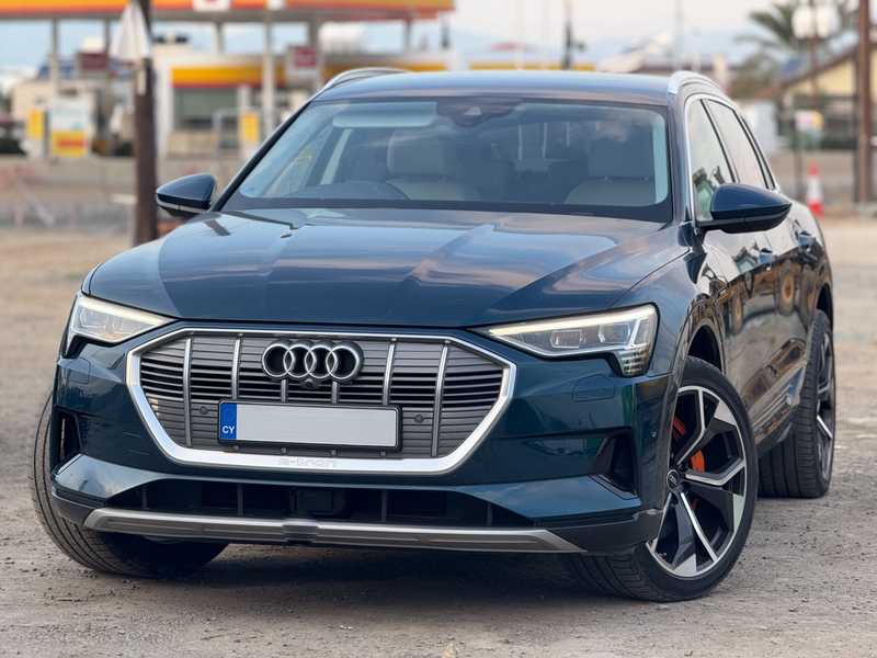 Audi e-tron Electric 2019