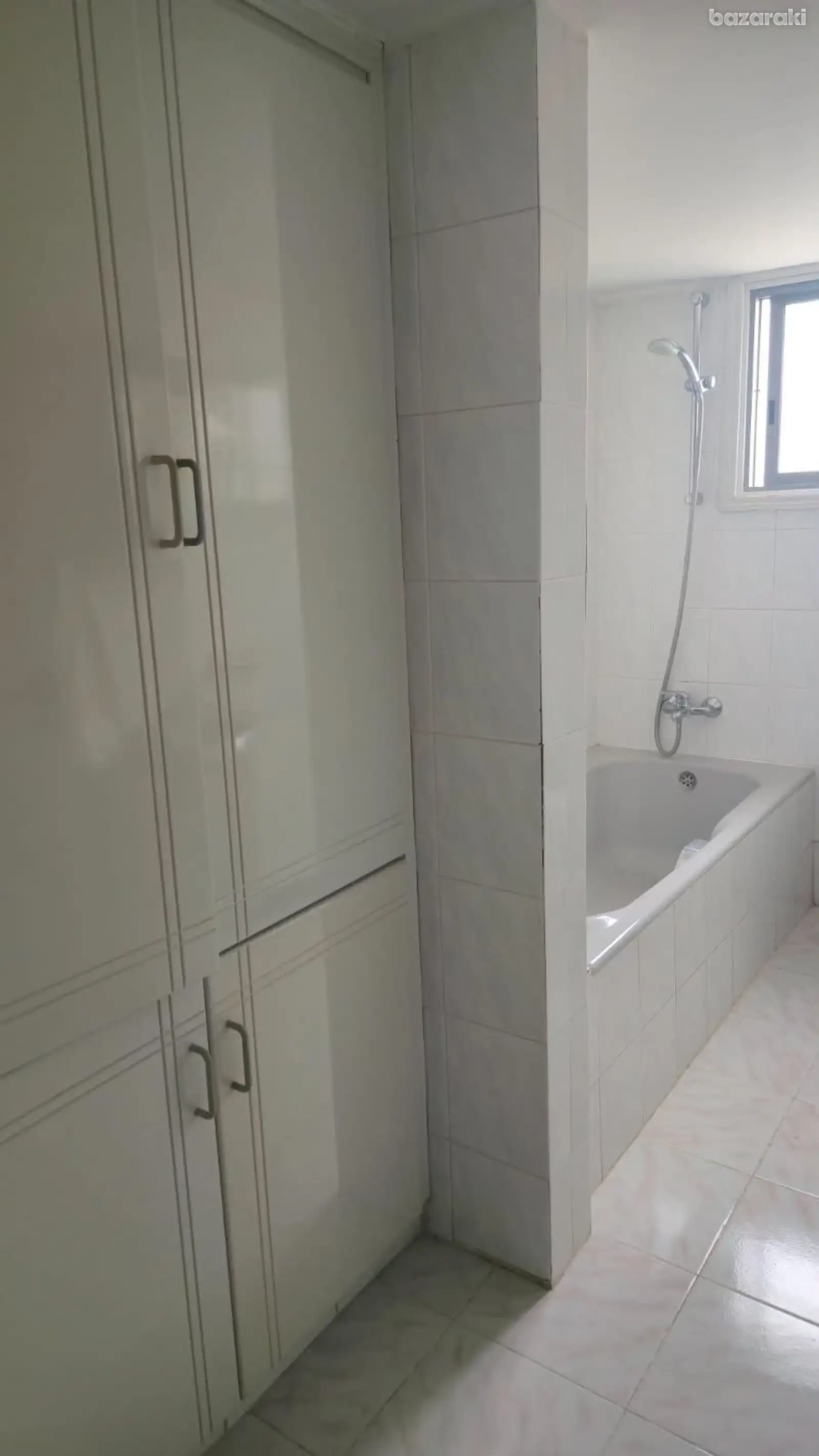House, 3 bedrooms — 10