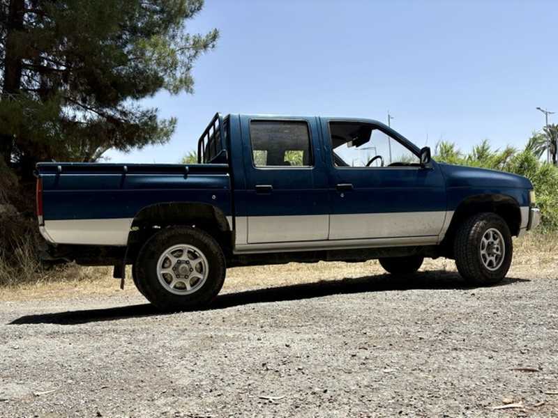 1995 Nissan D21 2,7L 1995 Cyprus