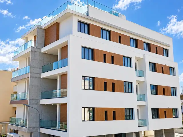 2-bedroom apartment to rent, Limassol — Germasogeia Tourist Area