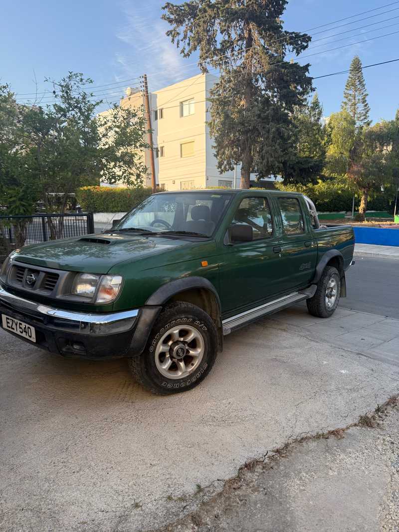 2000 Nissan Navara 2,5L 2000 Cyprus