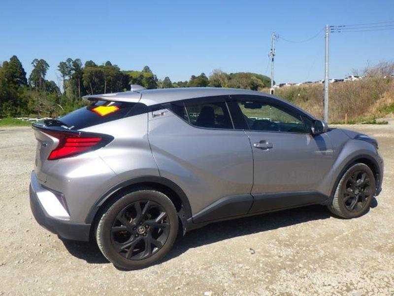 2022 Toyota C-HR 1,8L 2022 Cyprus