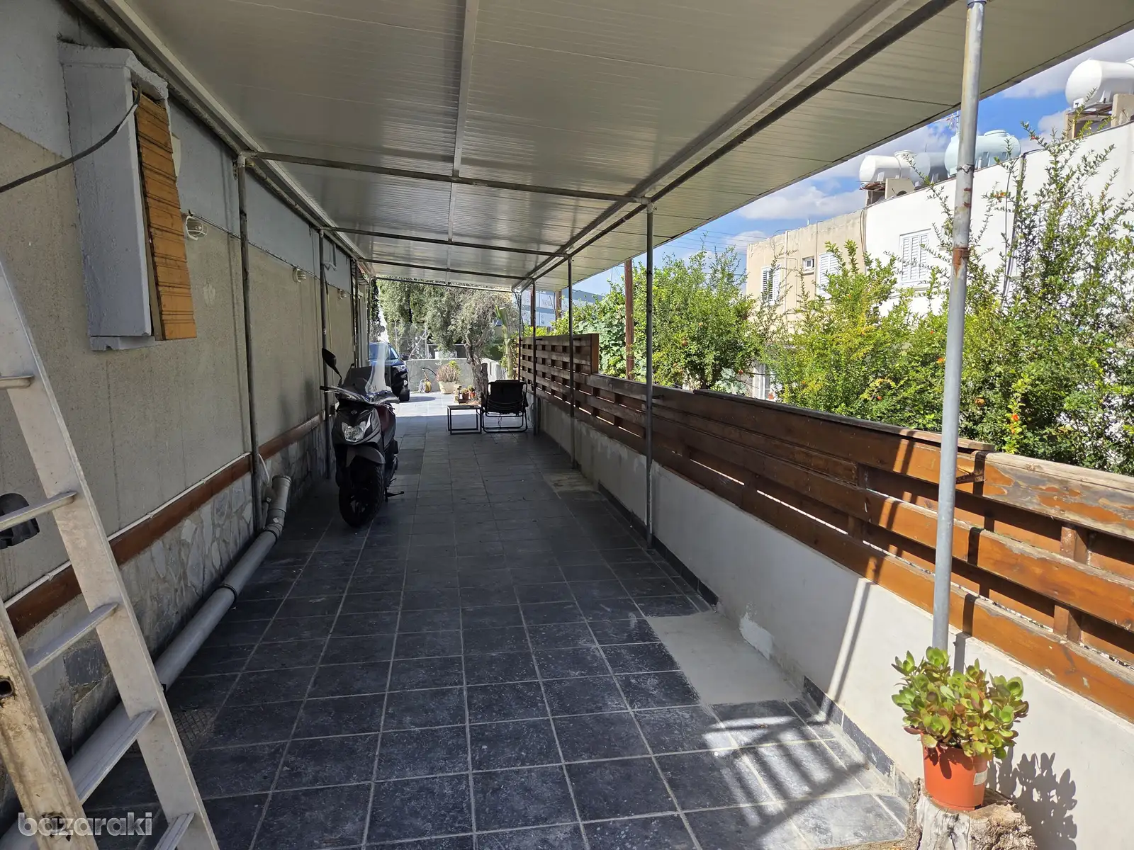 House, 2 bedrooms — 2