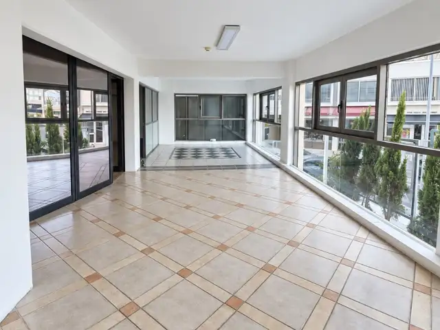 Showroom for rent, Επαρχία Λεμεσού — Λεμεσός - Αγία Ζώνη