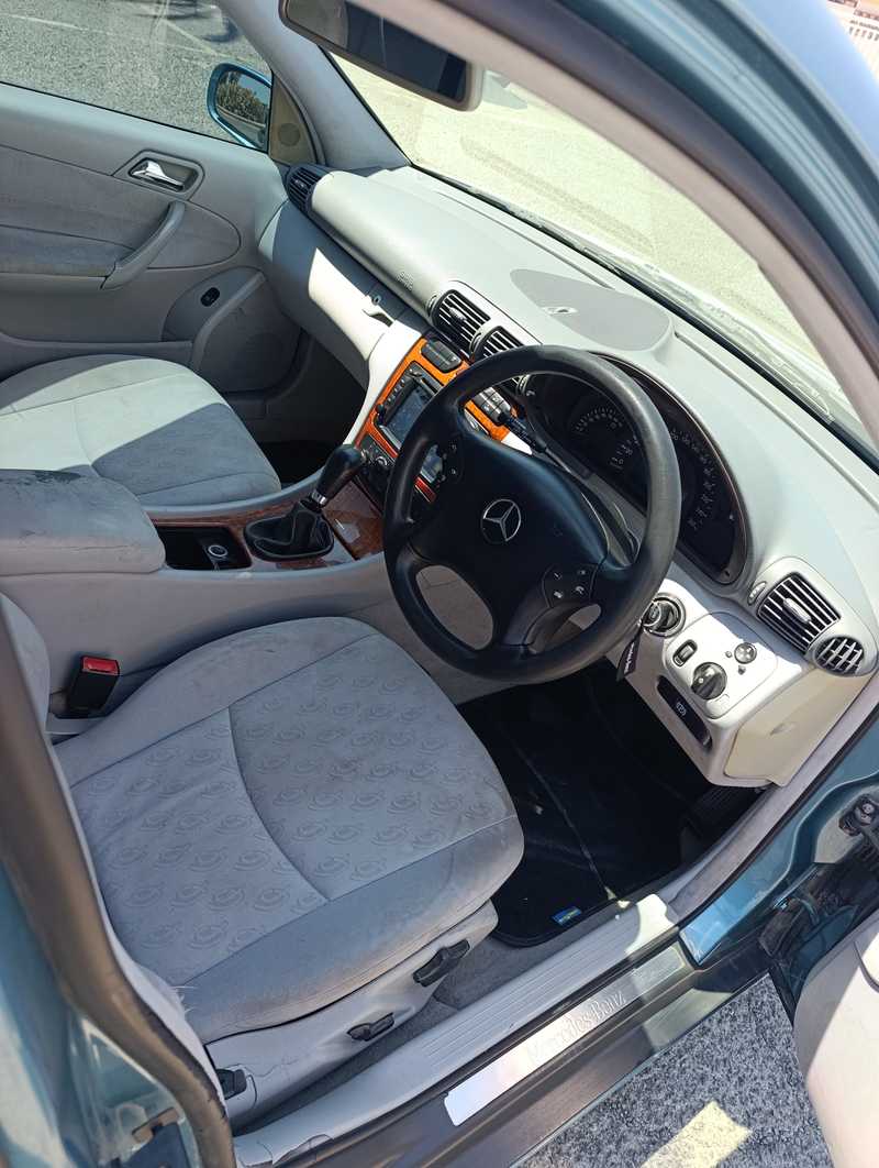 2001 Mercedes-Benz C-Class 2,0L 2001 Cyprus
