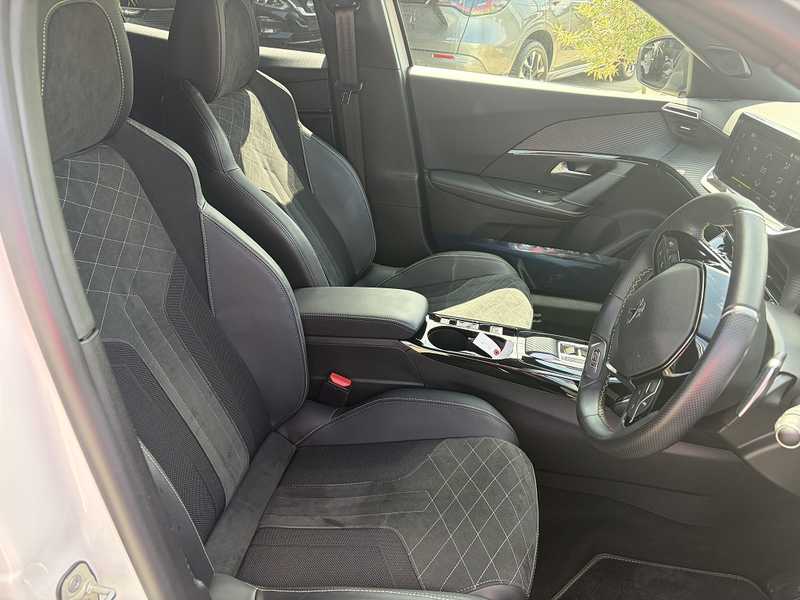 2022 Peugeot 2008 1,5L 2022 Cyprus