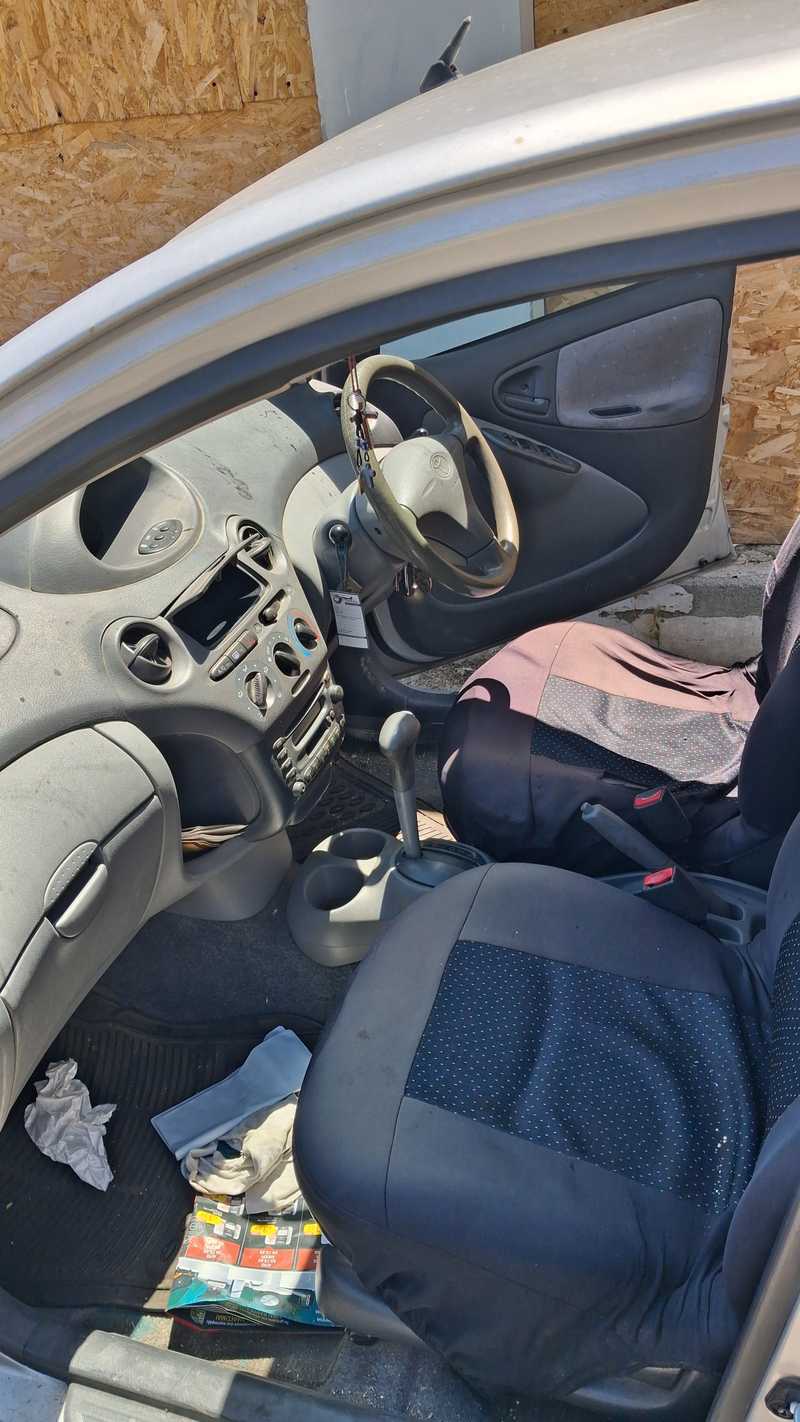 2000 Toyota Vitz 1,0L 2000 Cyprus