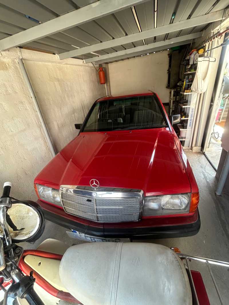 1991 Mercedes-Benz E-Class 1,8L 1991 Cyprus