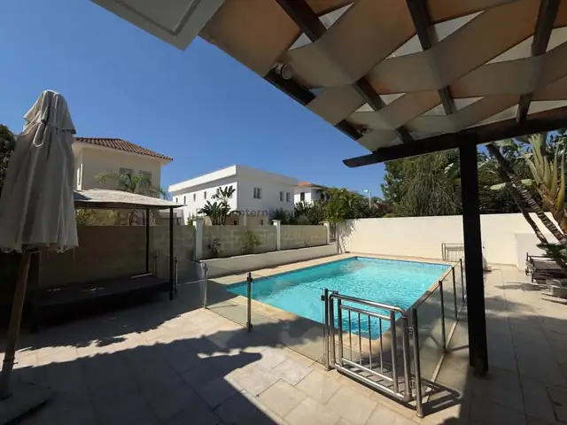4-bedroom detached house for sale, Larnaca — Dekeleia