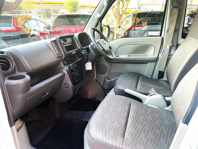 2022 Nissan NV100 0,7L 2022 Cyprus