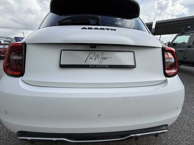 2023 Fiat Abarth 500 Electric 2023 Cyprus