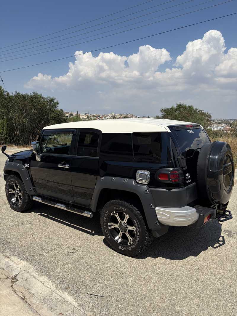 2011 Toyota FJ Cruiser 4,0L 2011 Cyprus