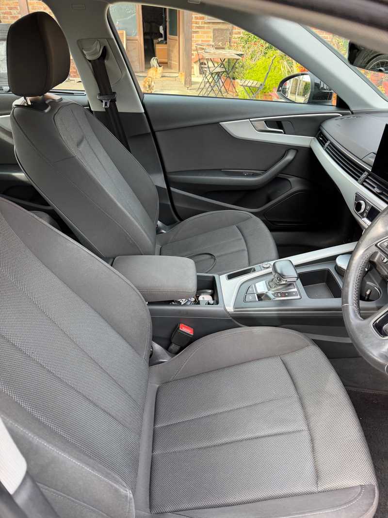 2020 Audi A4 2,0L 2020 Cyprus