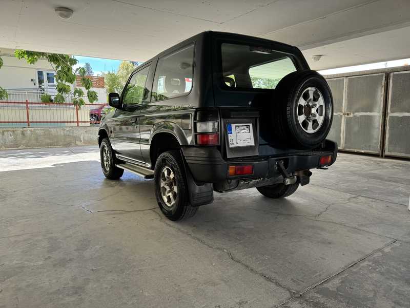 1999 Mitsubishi Pajero 2,5L 1999 Cyprus