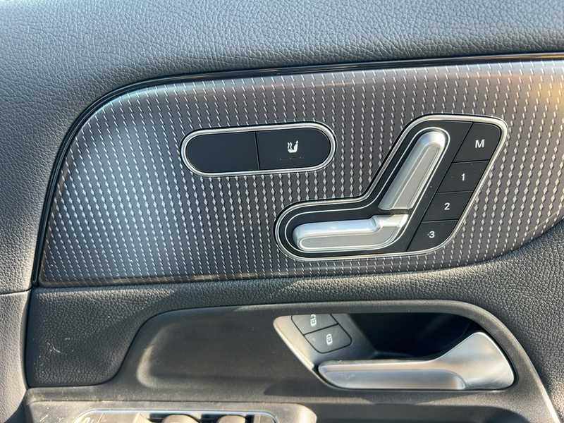 2021 Mercedes-Benz GLA-Class 2,1L 2021 Cyprus