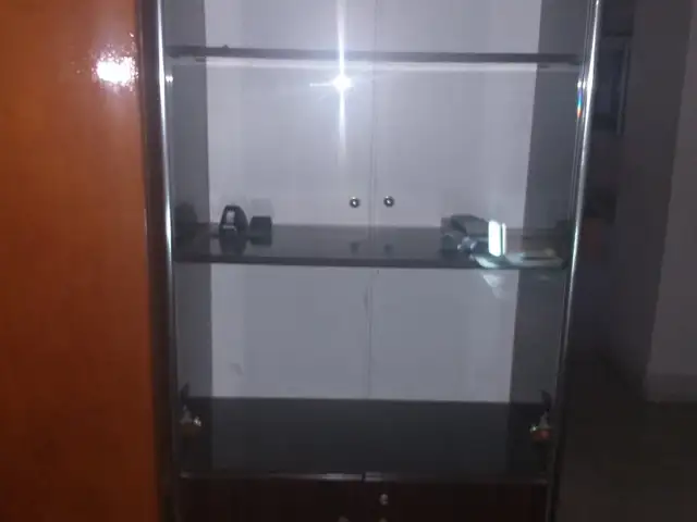 Bookcase/Display Unit. Height 194 cms Width 82 Depth 32 cm. 3 shelves + cupboard, Επαρχία Λεμεσού — Λεμεσός - Άγιος Νεκτάριος