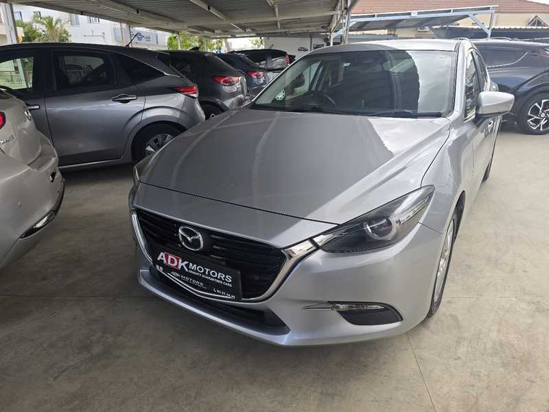 Mazda Axela 1,5L 2019