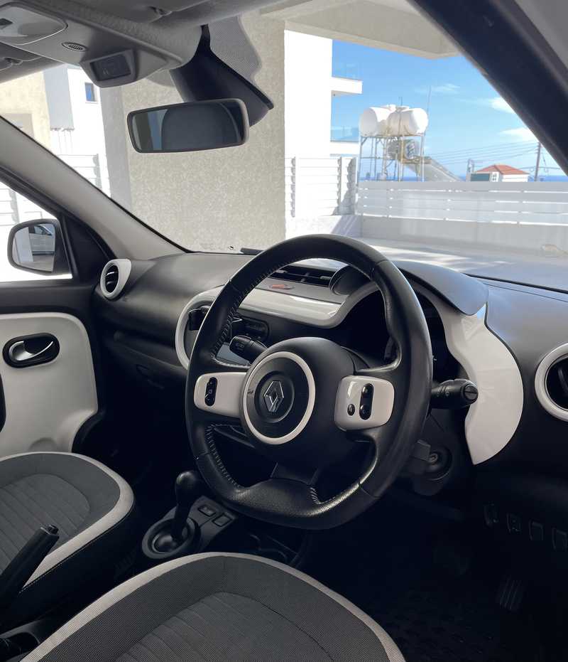 2017 Renault Twingo 0,9L 2017 Cyprus