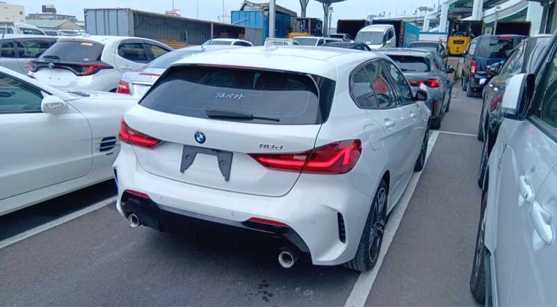 BMW 1-Series 1,8L 2021