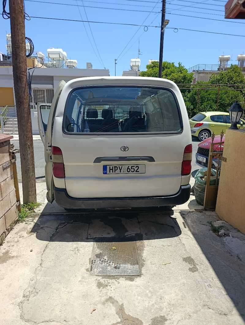 2001 Toyota Hiace 2,5L 2001 Cyprus