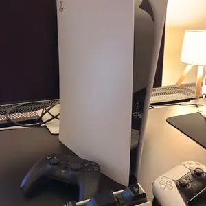 Playstation 5 digital with two controllers and charging dock, Επαρχία Λεμεσού — Λεμεσός - Νεάπολη