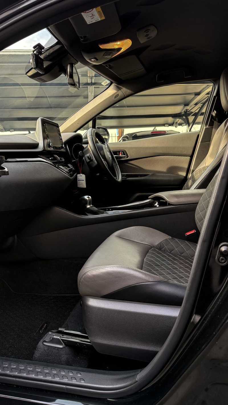 2022 Toyota C-HR 1,8L 2022 Cyprus
