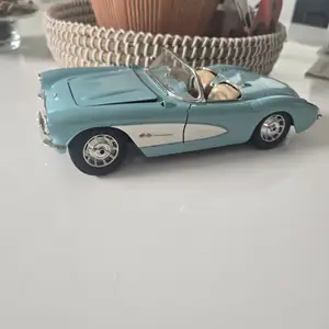 Bburago chevrolet corvette collective miniature, Larnaca — Livadia Larnakas