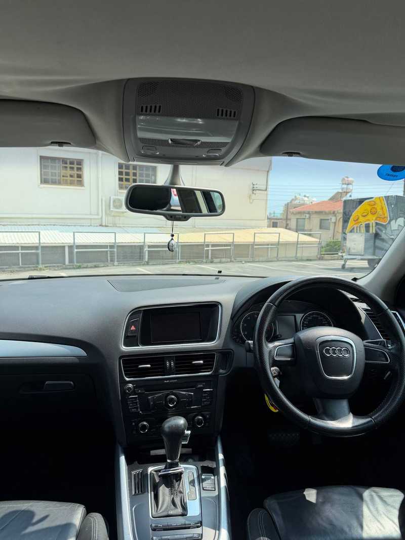 2009 Audi Q5 2,0L 2009 Cyprus