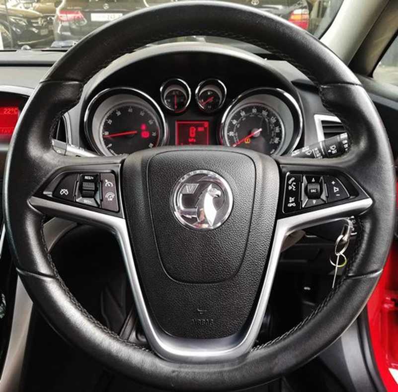 2015 Opel, Vauxhall Astra 1,6L 2015 Cyprus