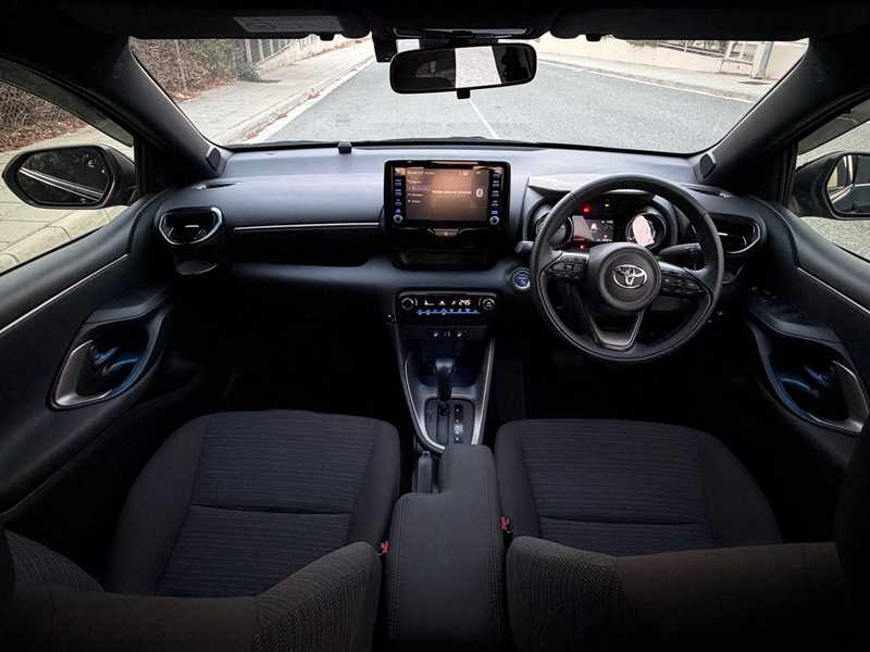 2022 Toyota Yaris 1,5L 2022 Cyprus