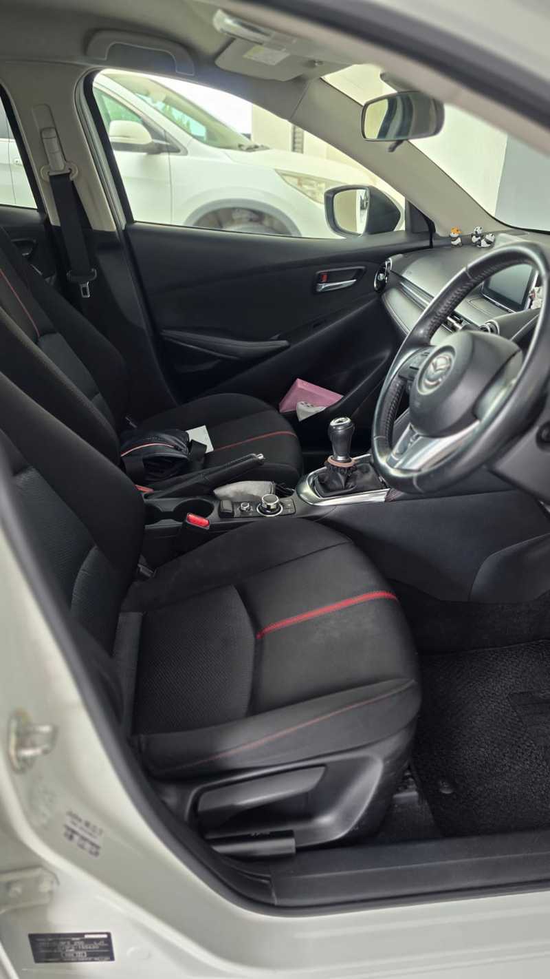 2016 Mazda Demio 1,3L 2016 Cyprus