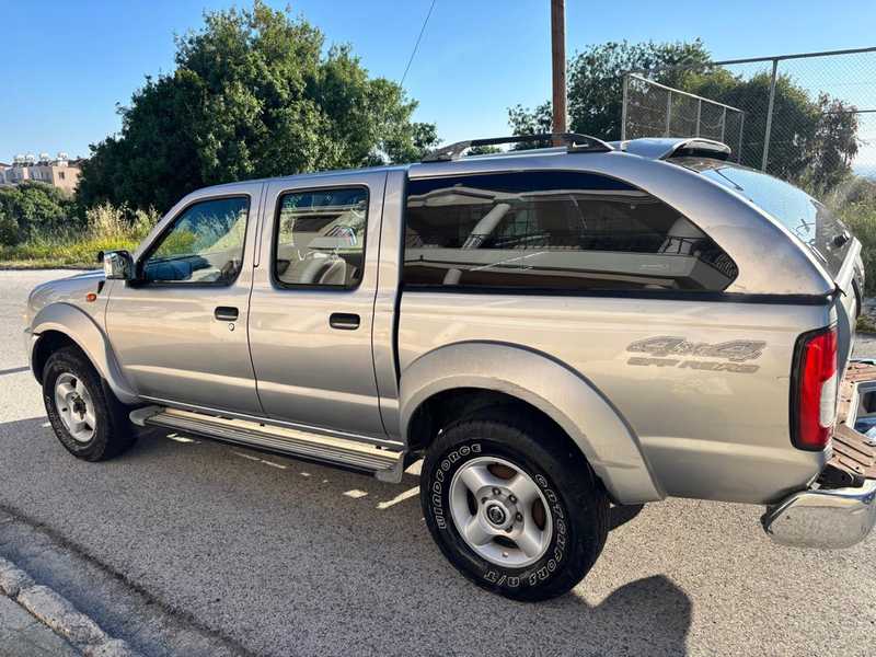 2002 Nissan Navara 2,5L 2002 Cyprus