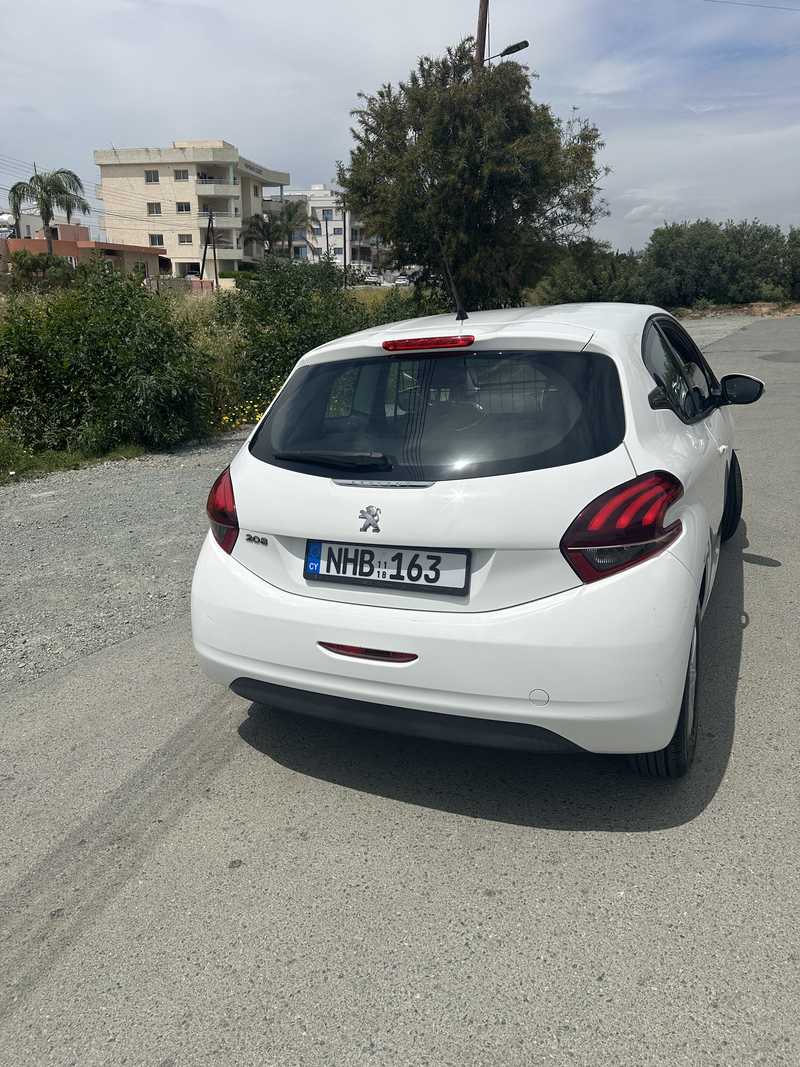 2018 Peugeot 208 1,6L 2018 Cyprus