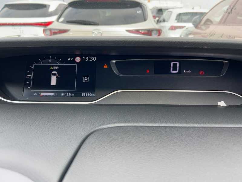 2022 Nissan Serena 2,0L 2022 Cyprus