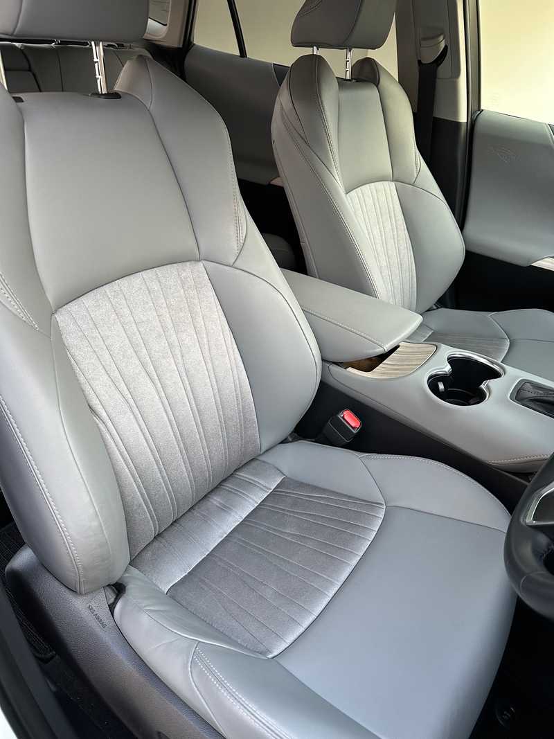 2022 Toyota Harrier 2,5L 2022 Cyprus