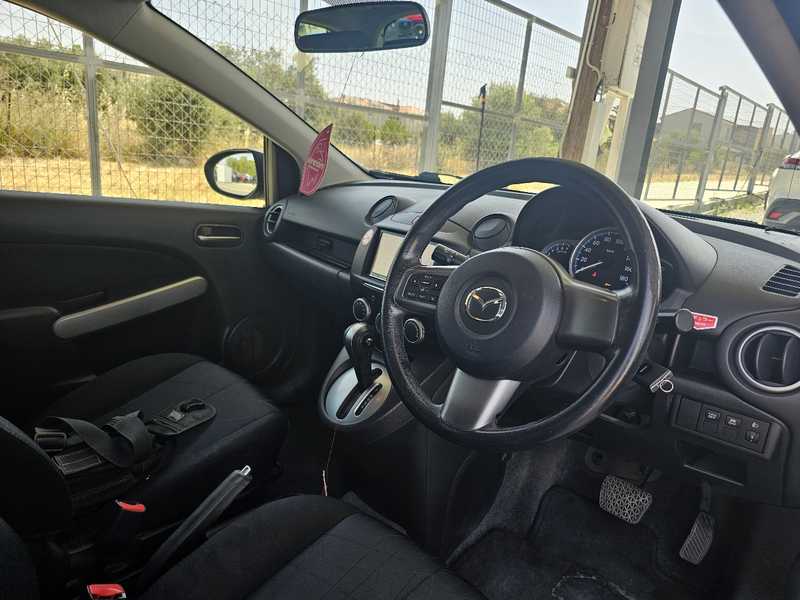 2013 Mazda Demio 1,3L 2013 Cyprus