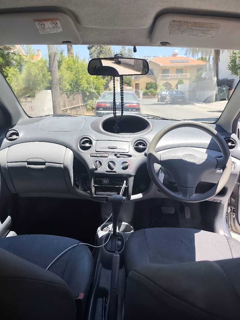 2001 Toyota Vitz 1,0L 2001 Cyprus