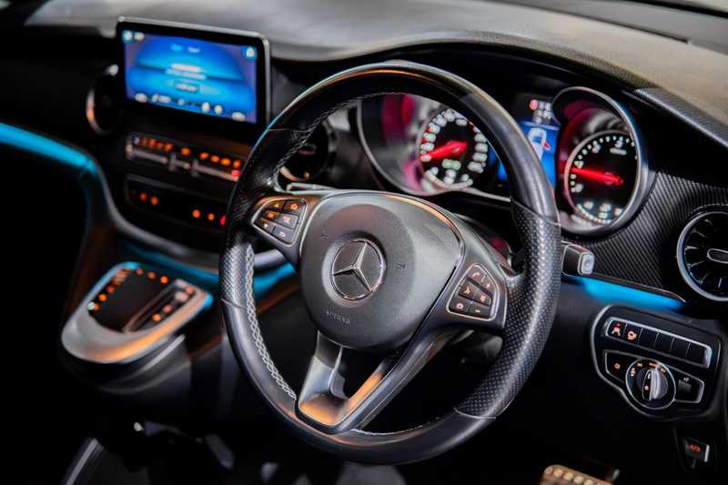 2020 Mercedes-Benz V-Class 2,0L 2020 Cyprus