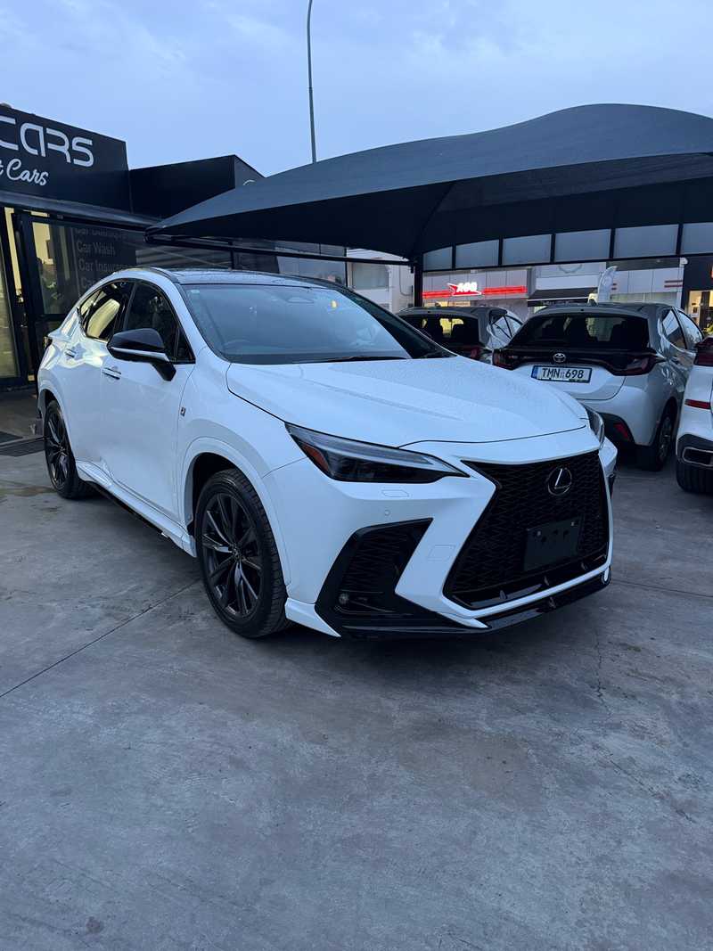 Lexus NX 2,5L 2023