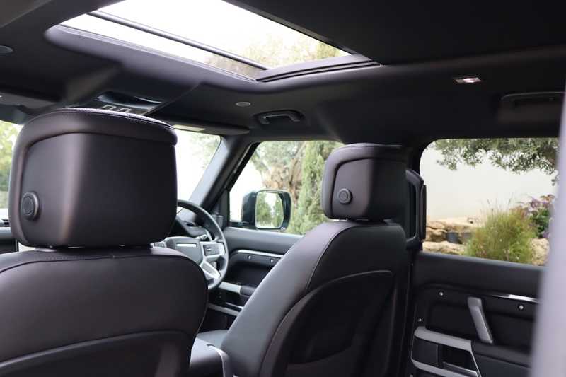 2023 Land Rover Defender 3,0L 2023 Cyprus