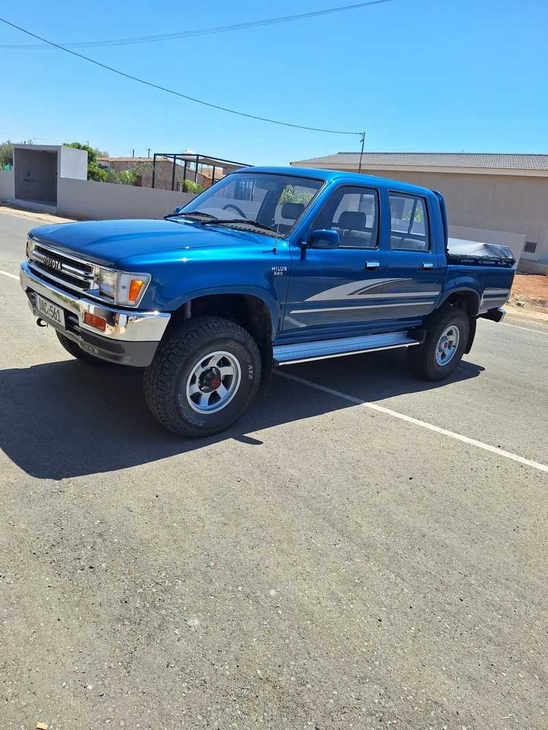 1994 Toyota Hilux 2,8L 1994 Cyprus