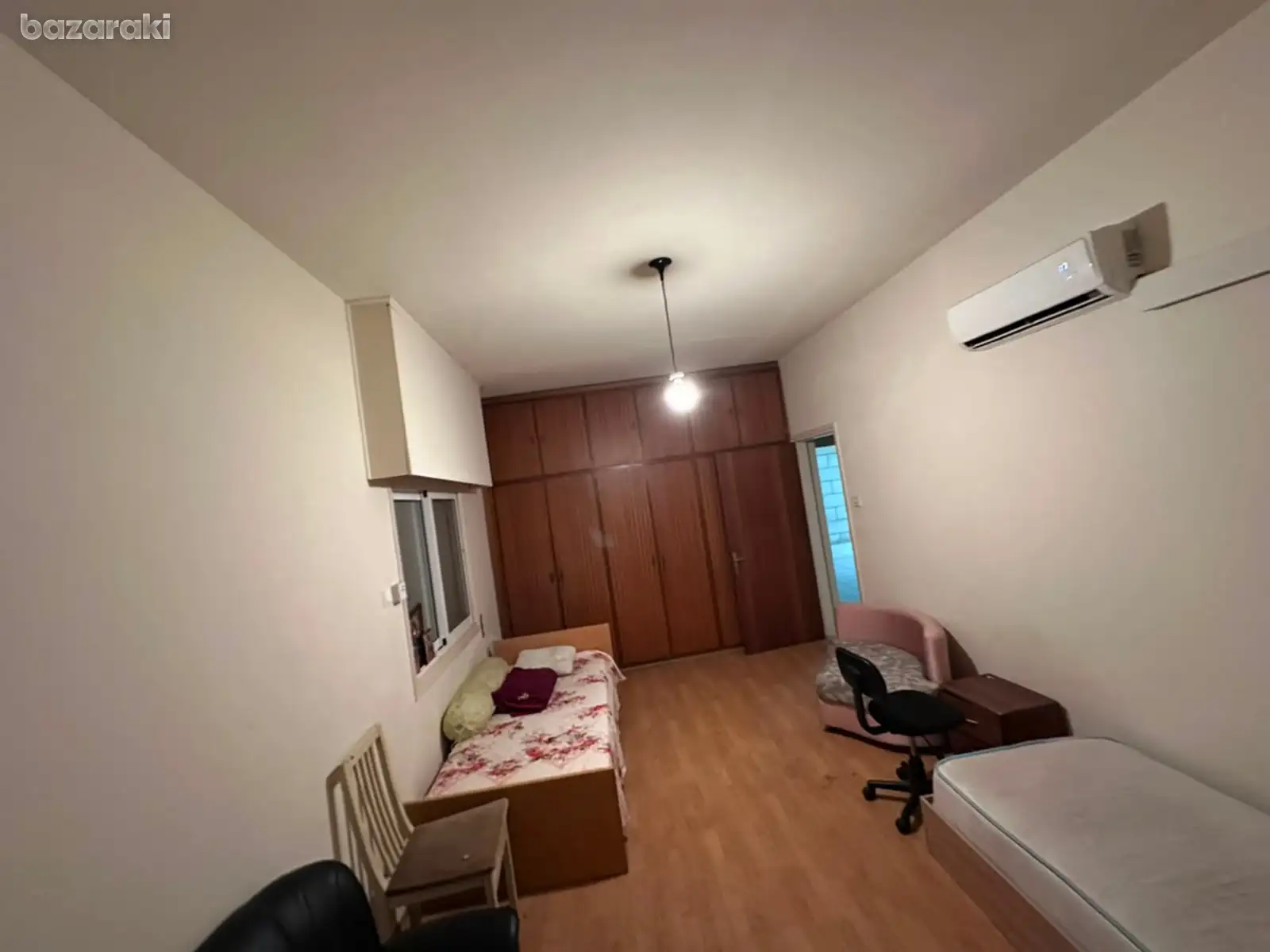Room — 4
