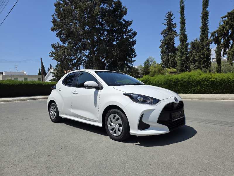 2022 Toyota Yaris 1,5L 2022 Cyprus