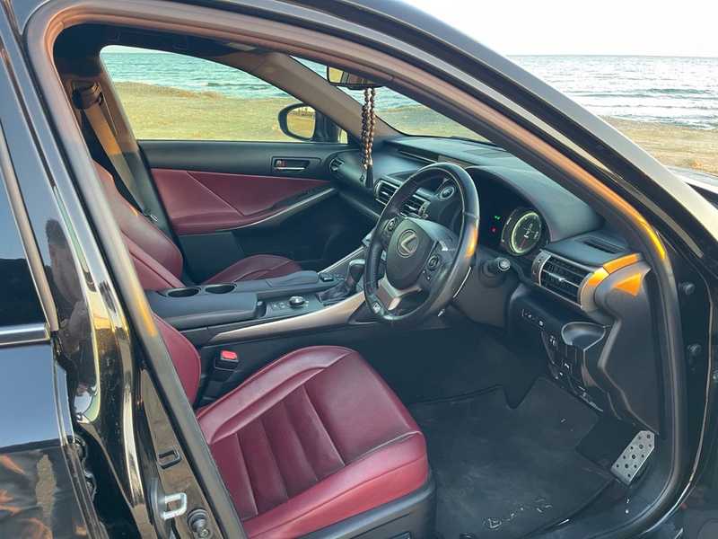2015 Lexus IS 2,5L 2015 Cyprus