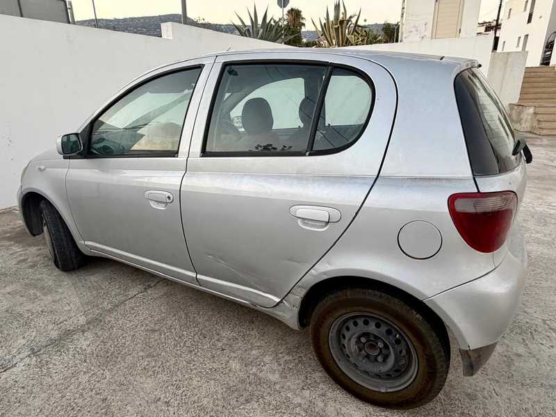 2000 Toyota Vitz 1,0L 2000 Cyprus