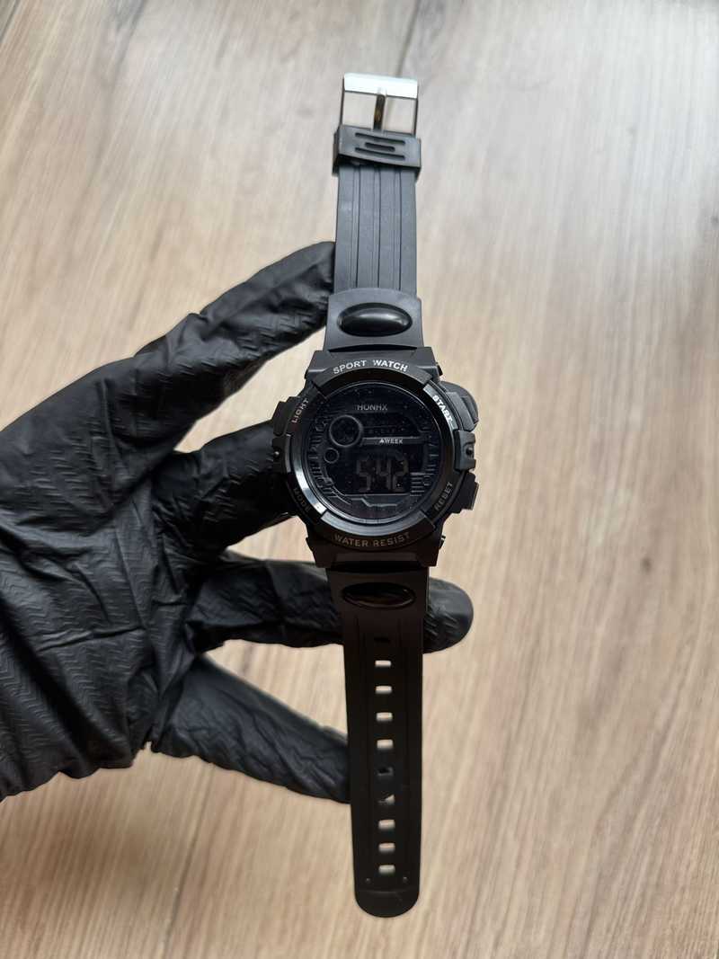 Digital sport watch €20 №5787310 in Limassol Wrist watches