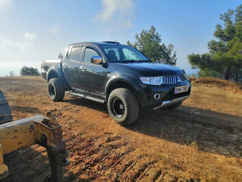 2011 Mitsubishi L200 2,5L 2011 Cyprus