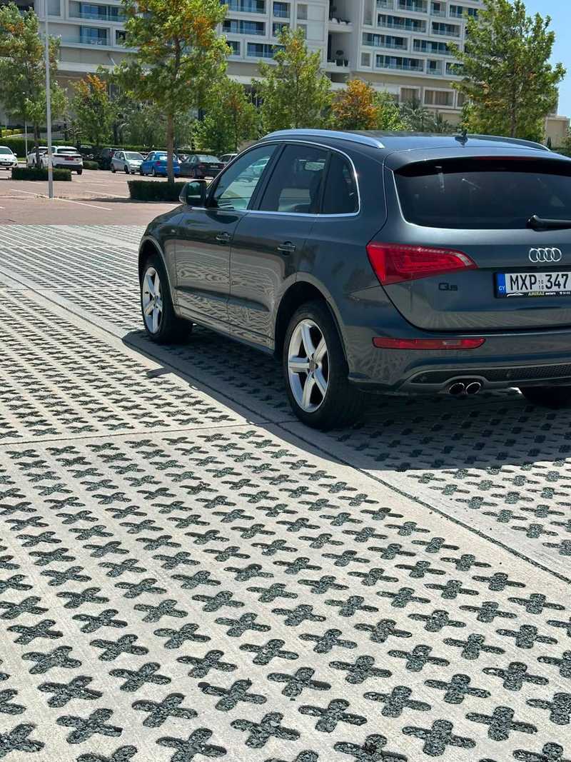 2010 Audi Q5 2,0L 2010 Cyprus