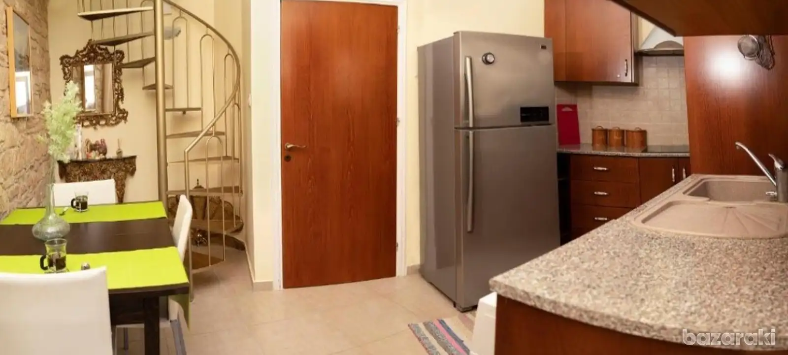 House, 3 bedrooms — 3