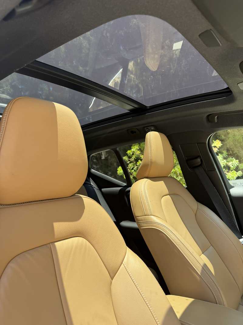 2022 Volvo XC40 2,0L 2022 Cyprus